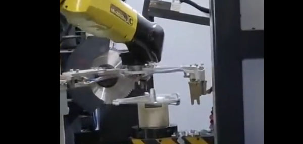自動切割機